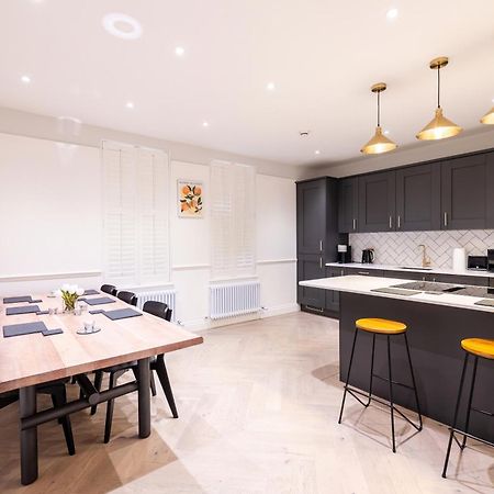 The Stanley Daire Teddington Dış mekan fotoğraf