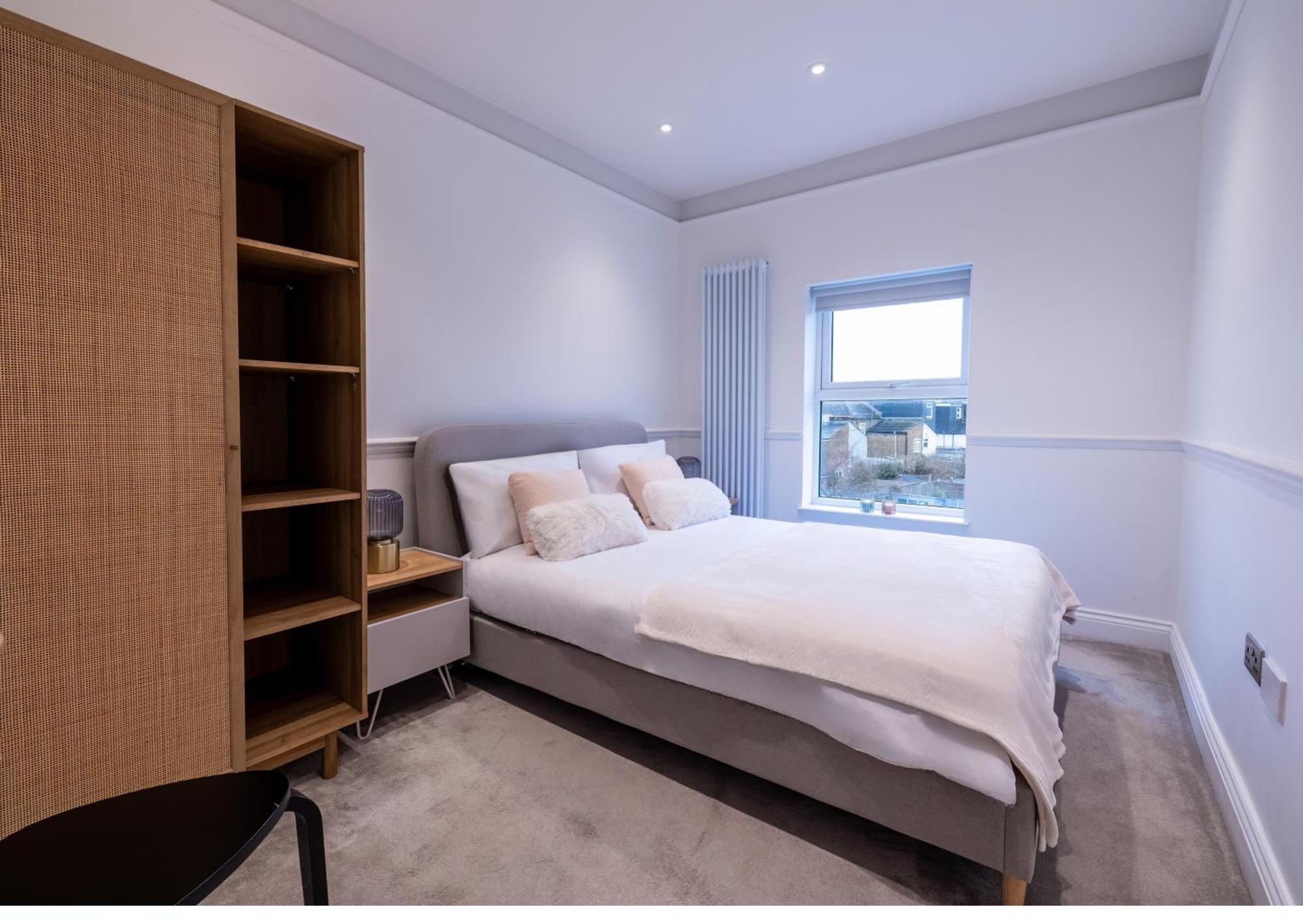 The Stanley Daire Teddington Dış mekan fotoğraf